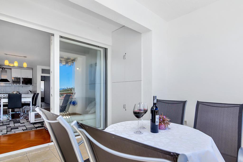 Apartment Gradiscanskih Makarska Exterior photo